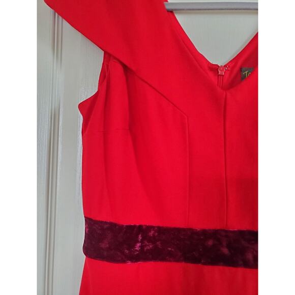 Taylor Holiday Formal Red Cap Sleeve Sheath Dress with Velvet Waistband, Size 8 - Picture 4 of 10